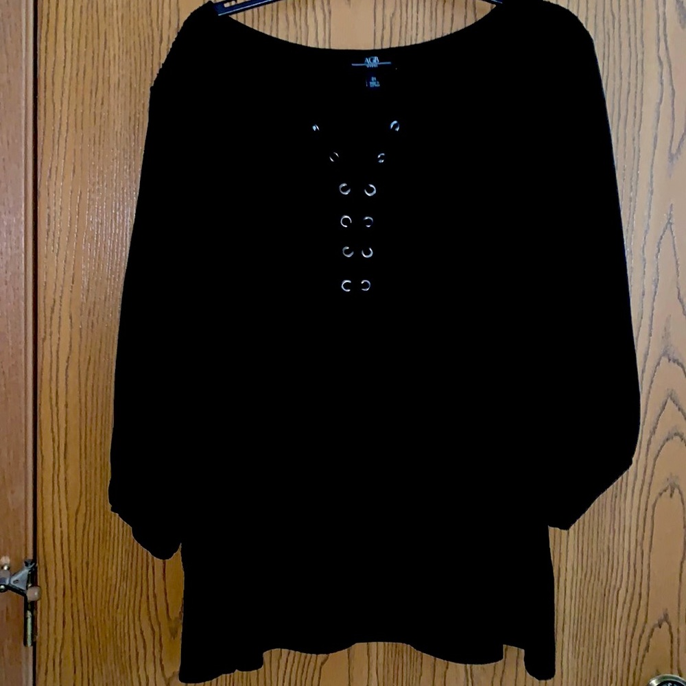 Black 2X Blouse Pre-Owned, Gently worn